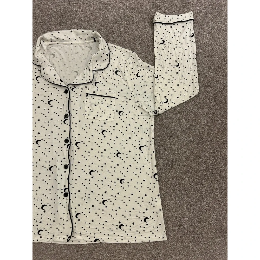 Cozy Soft Pajama Top Womens XL White Celestial Moon Star Print Excellent L/S